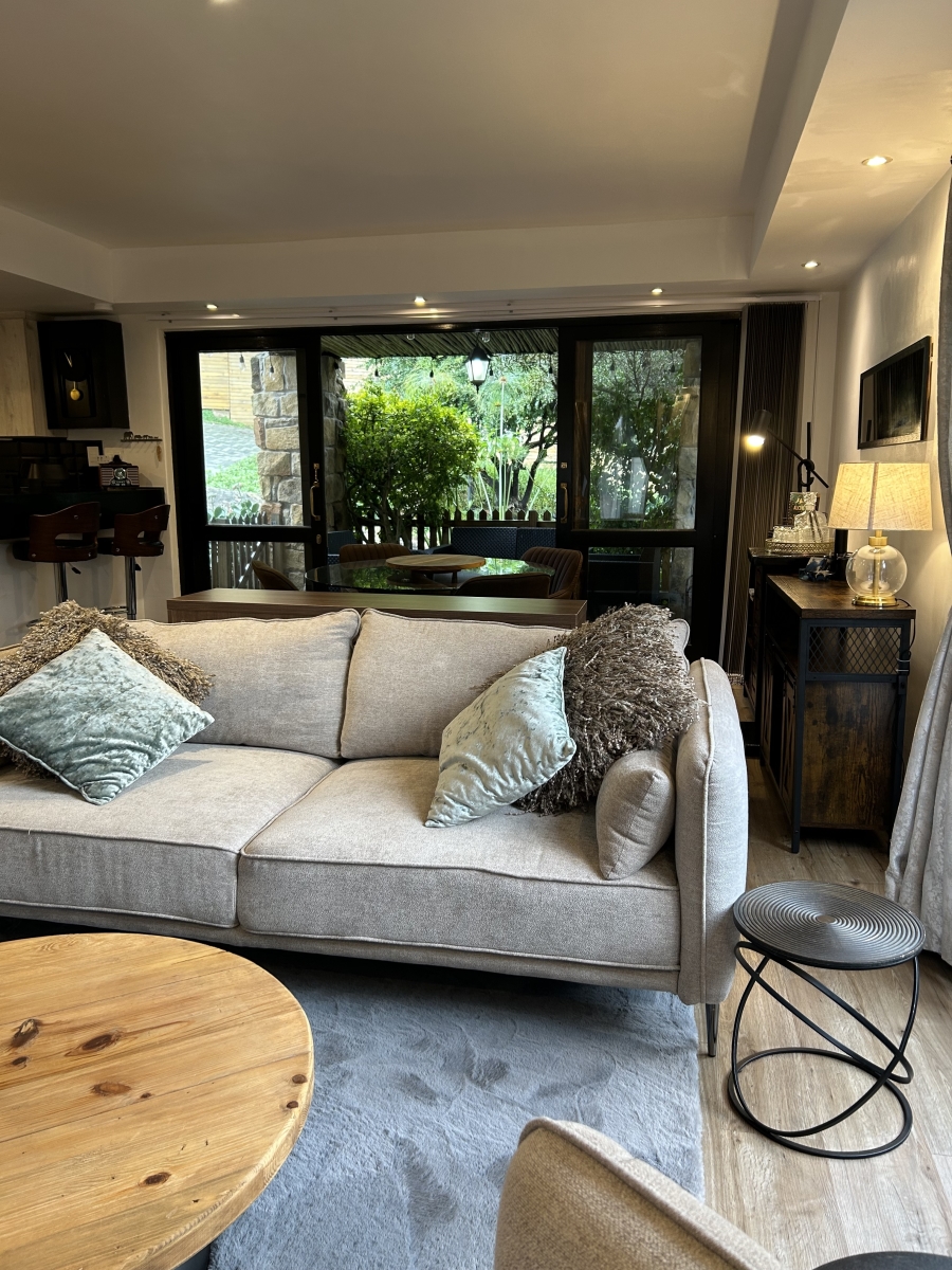 To Let 2 Bedroom Property for Rent in Hout Bay Western Cape